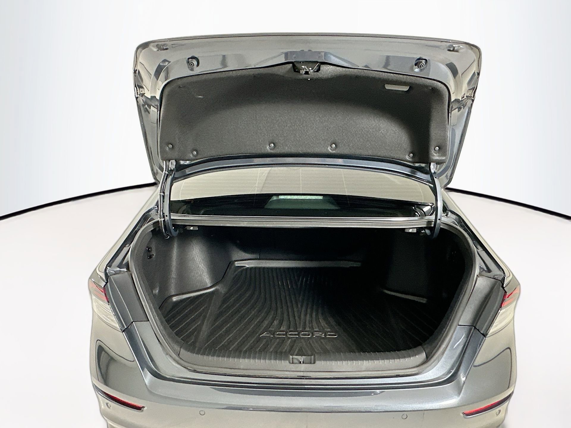 Used 2023 Honda Accord Touring image 28