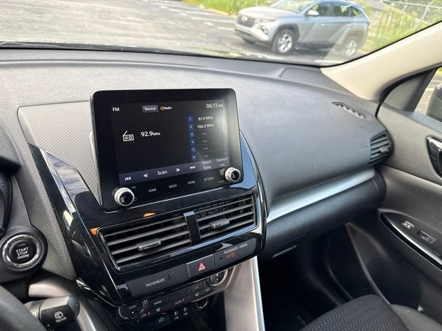 Used 2024 Mitsubishi Eclipse Cross LE AWD/4WD image 17