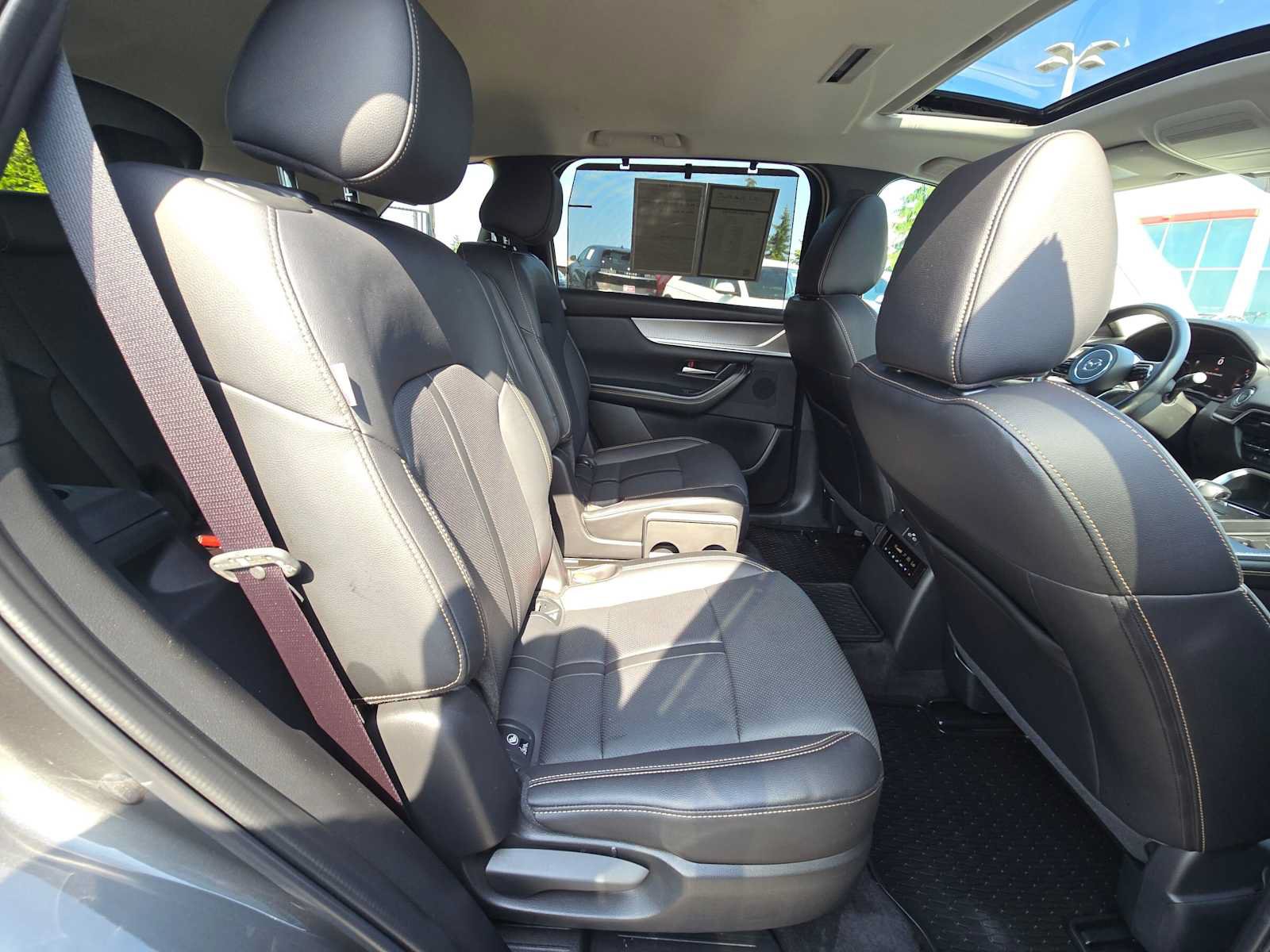 Used 2024 MAZDA CX-90 Plug-In Hybrid w/ Preferred AWD/4WD image 12