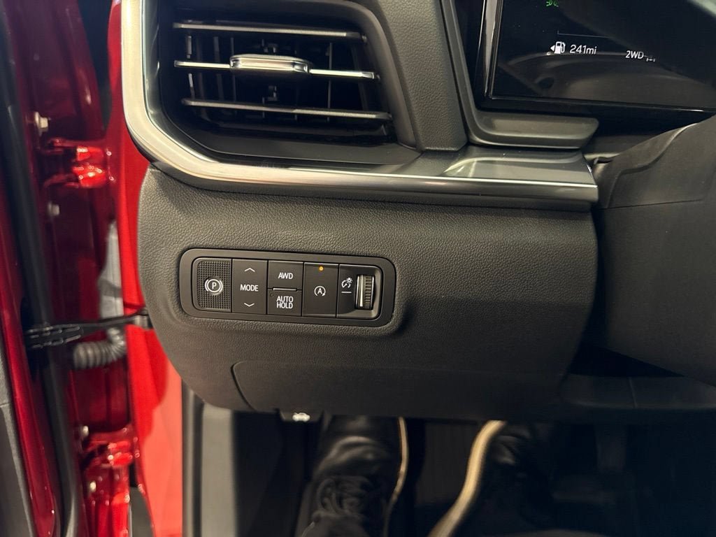 New 2027 GMC Terrain Elevation w/ Elevation Premium Package AWD/4WD image 32