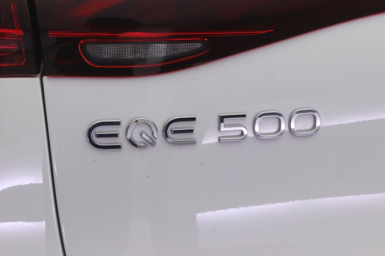 Certified 2023 Mercedes-Benz EQE 500 4MATIC SUV image 19