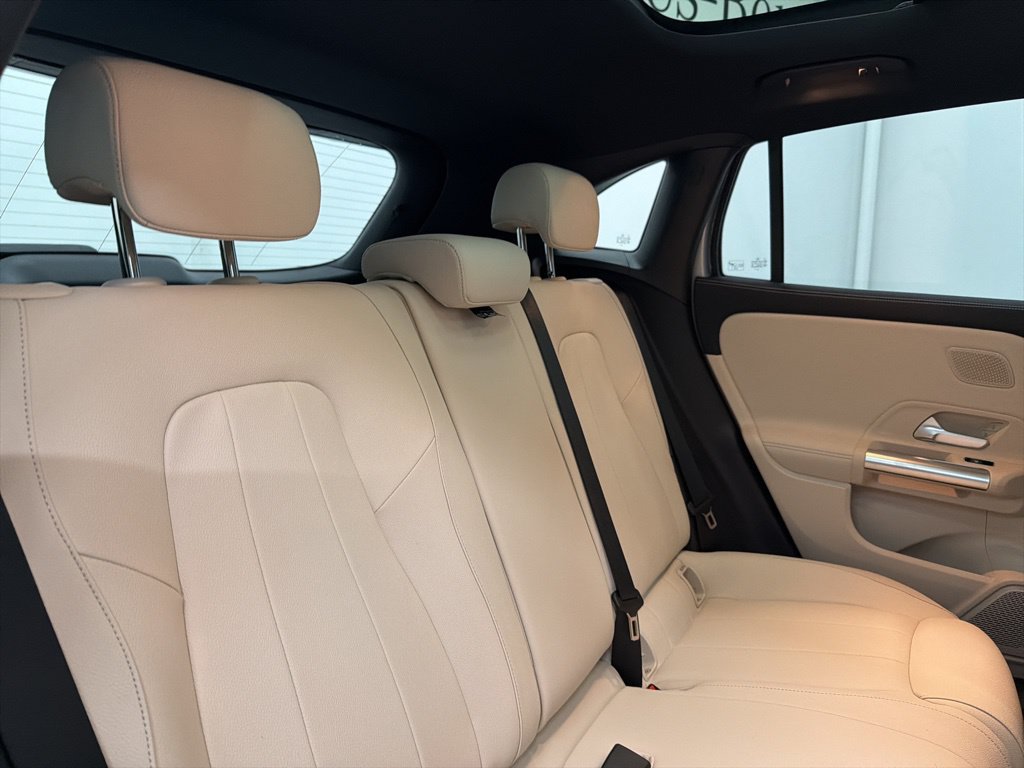 Used 2026 Mercedes-Benz GLA 250 image 25