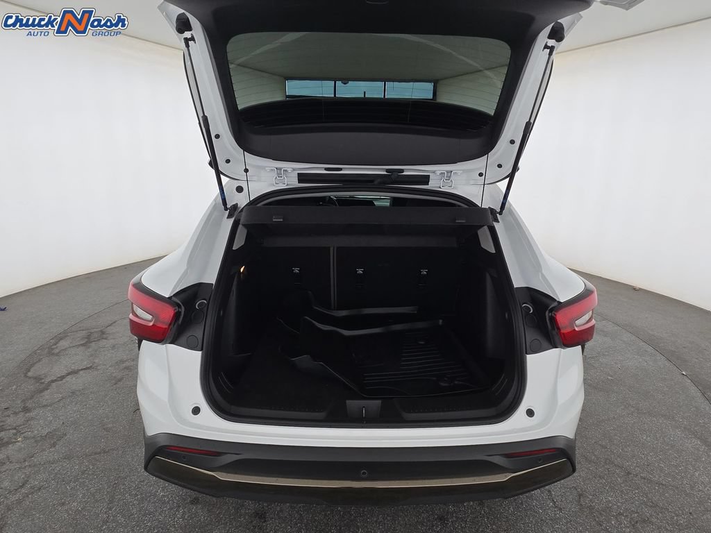 Used 2025 Chevrolet Trax ACTIV w/ Driver Confidence Package FWD image 29
