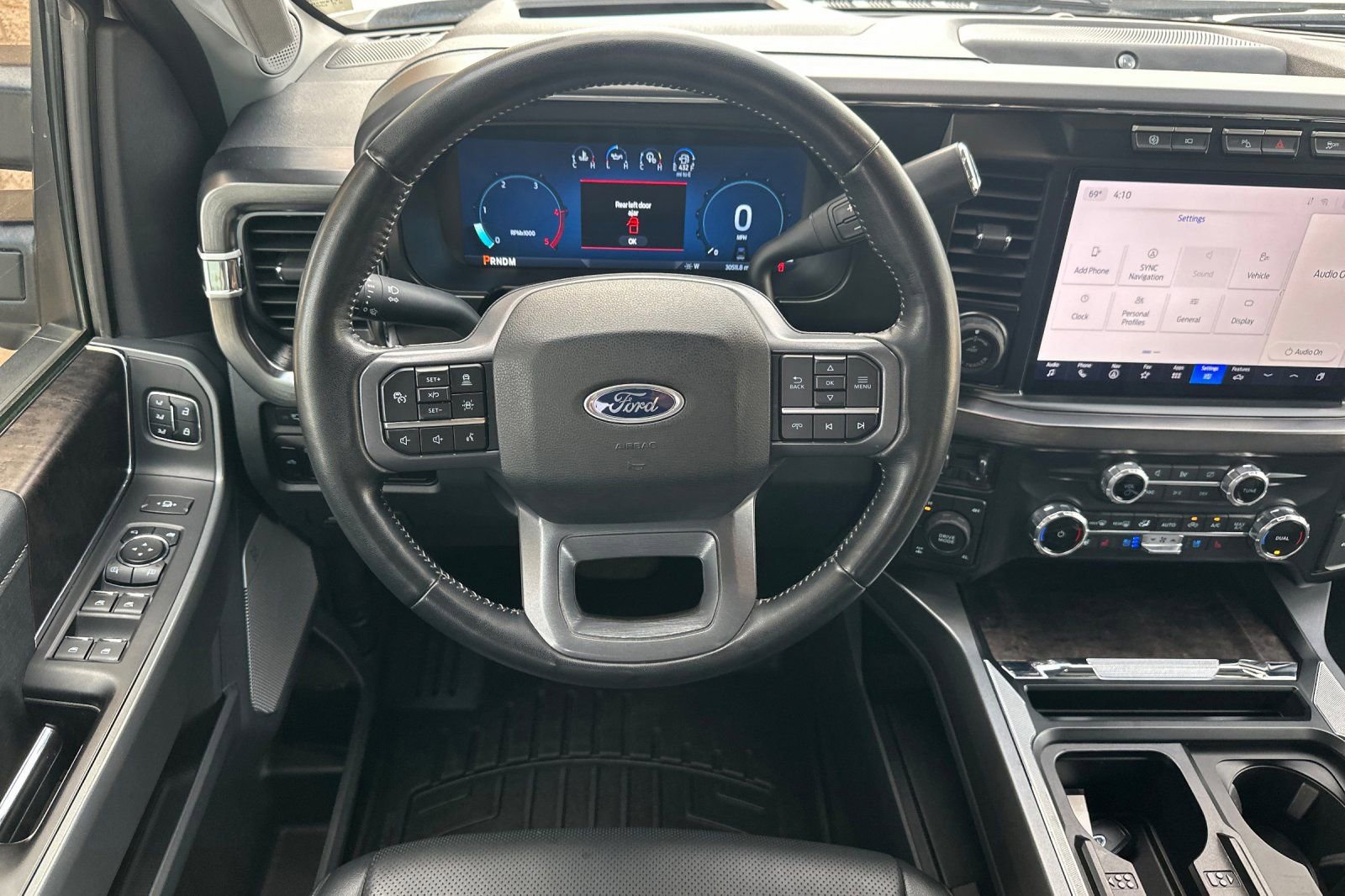 Used 2023 Ford F250 Lariat w/ Lariat Ultimate Package image 15