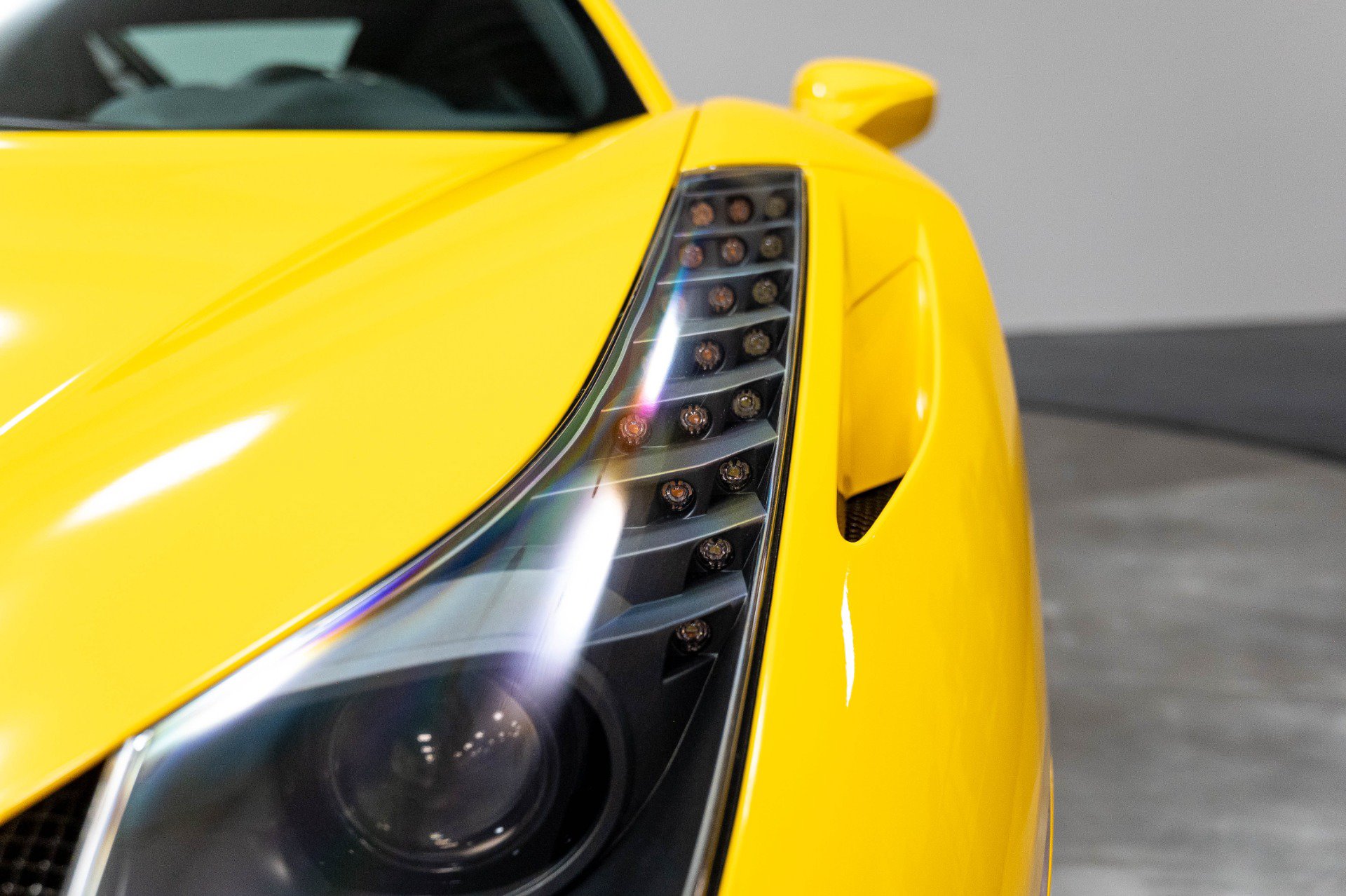 Used 2010 Ferrari 458 Italia Coupe RWD image 54