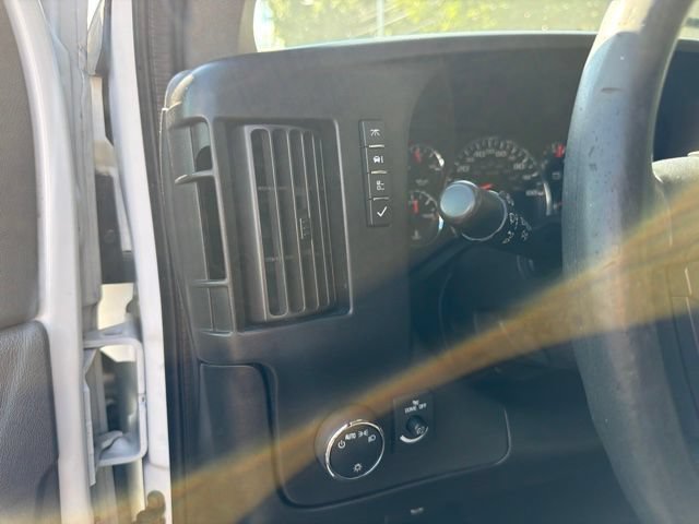 Used 2018 GMC Savana 2500 w/ Driver Convenience Package RWD image 15