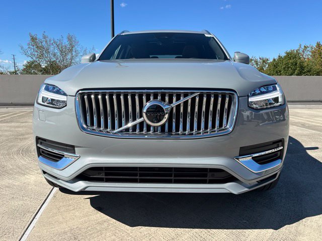Certified 2024 Volvo XC90 T8 Plus w/ Protection Package AWD/4WD image 2