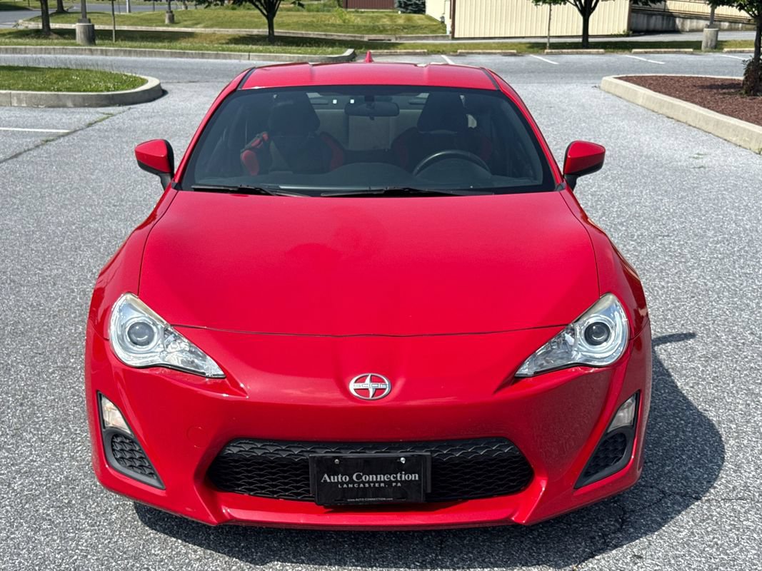 Used 2016 Scion FR-S RWD image 3