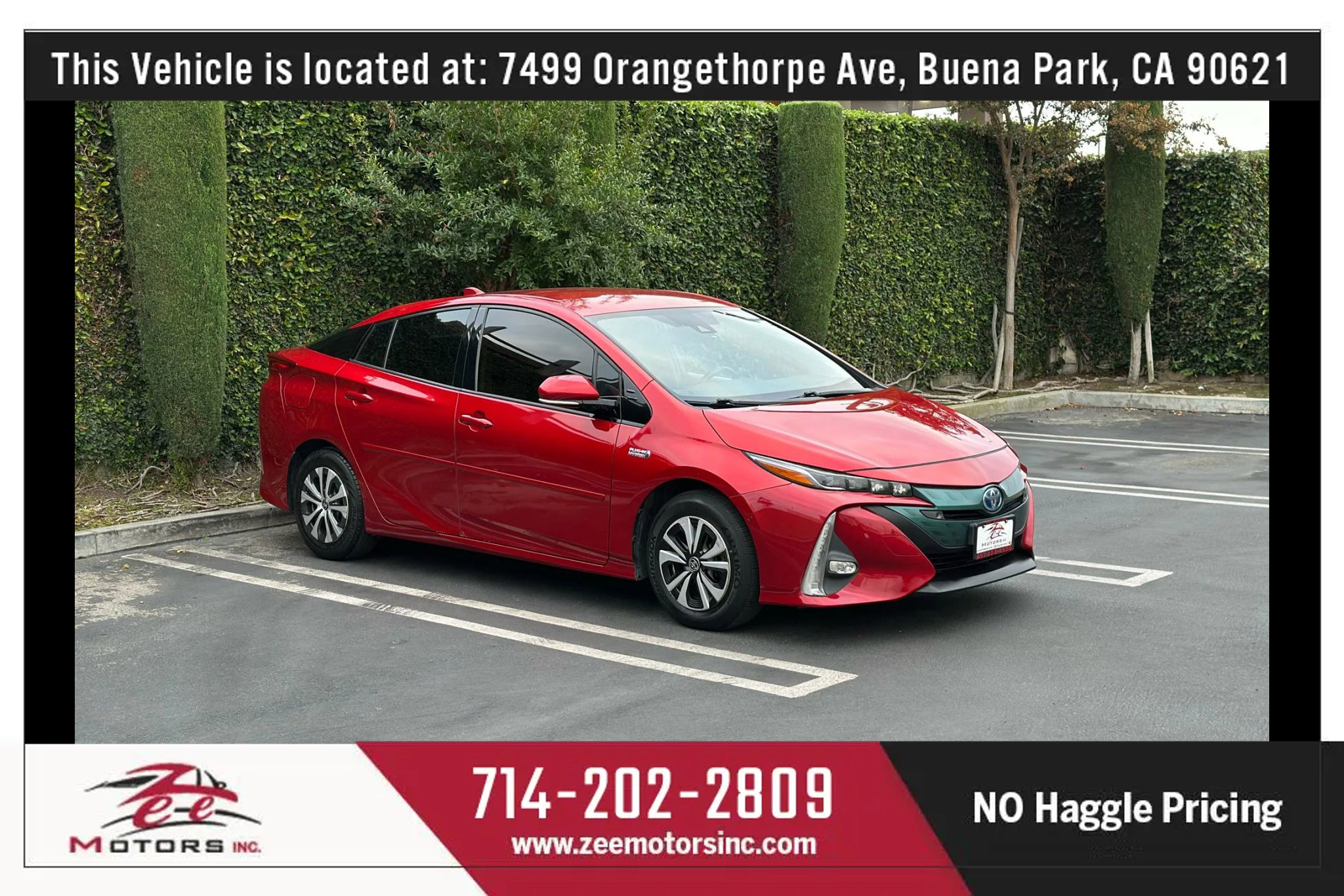 Used 2017 Toyota Prius Prime Advanced image 3
