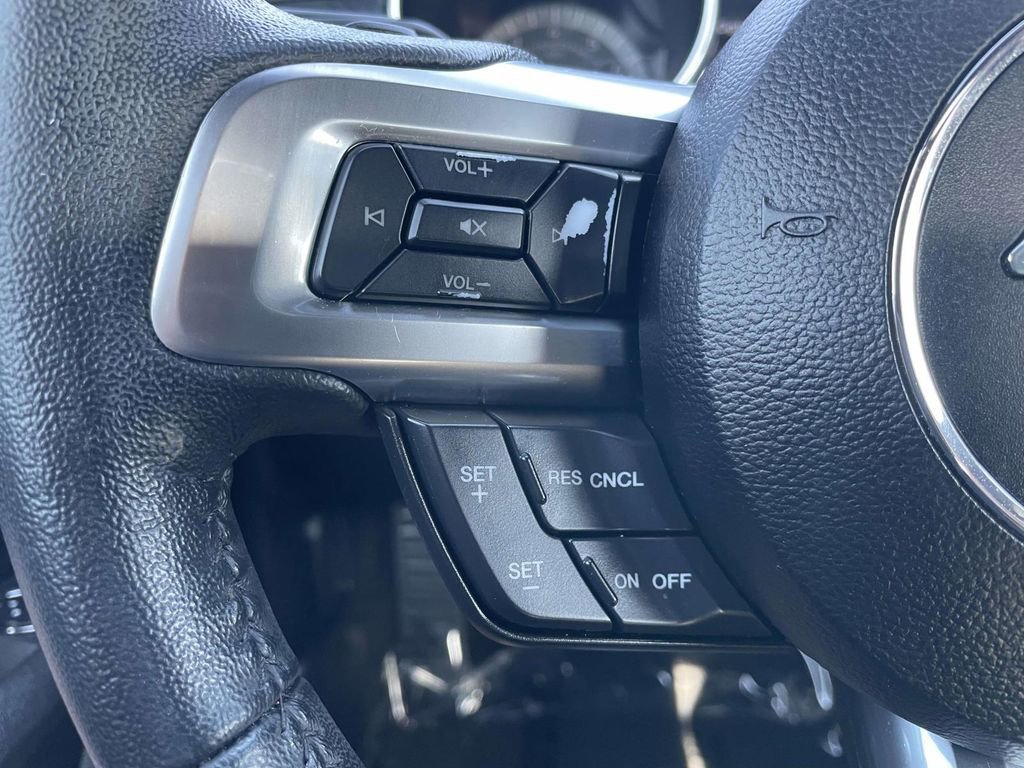 Used 2019 Ford Mustang Coupe image 29