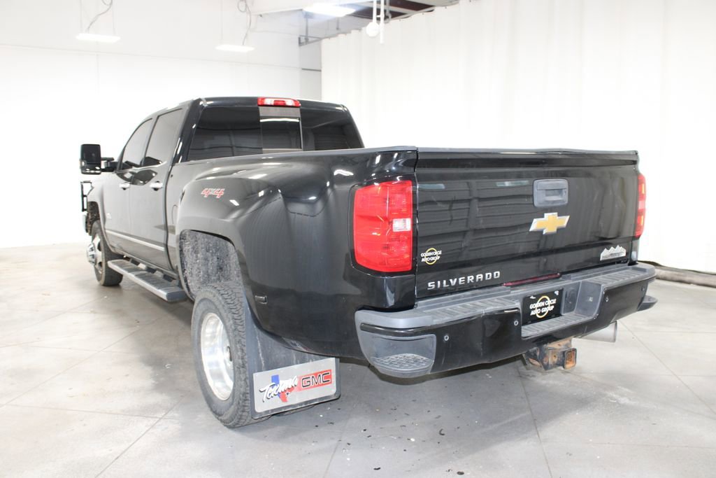 Used 2015 Chevrolet Silverado 3500 High Country w/ Duramax Plus Package image 7