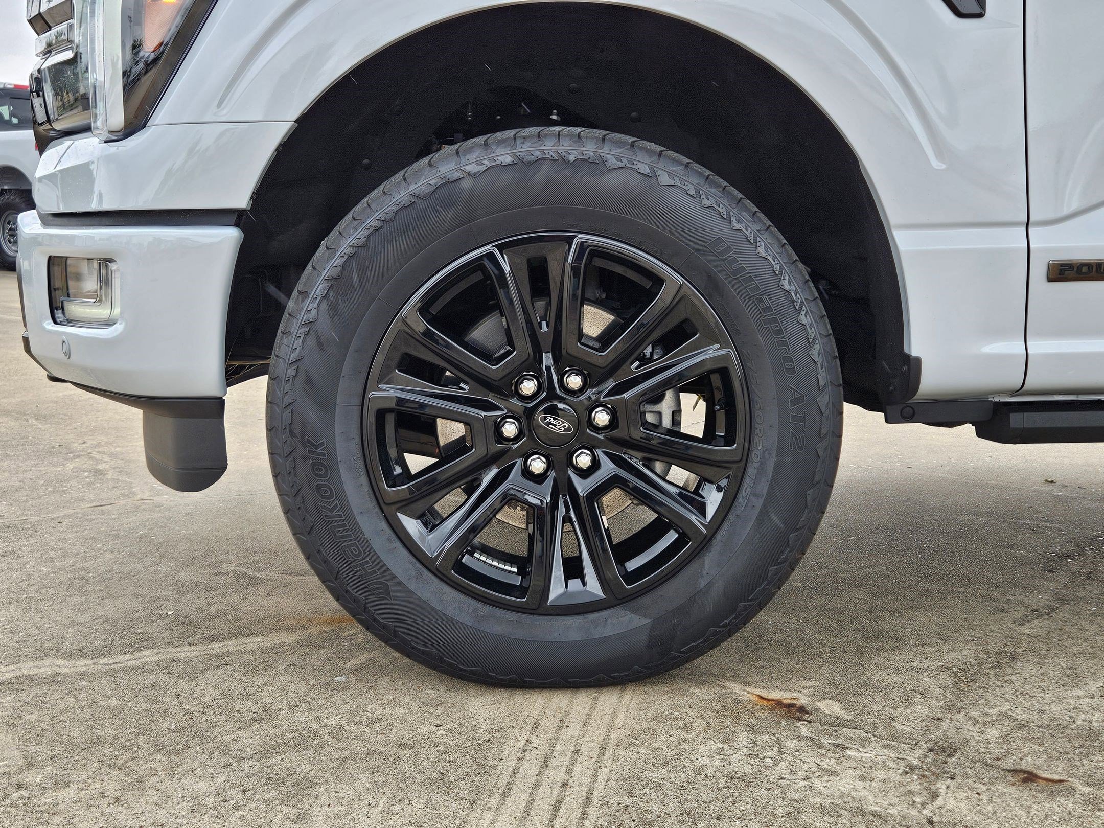 Used 2025 Ford F150 Platinum AWD/4WD image 13