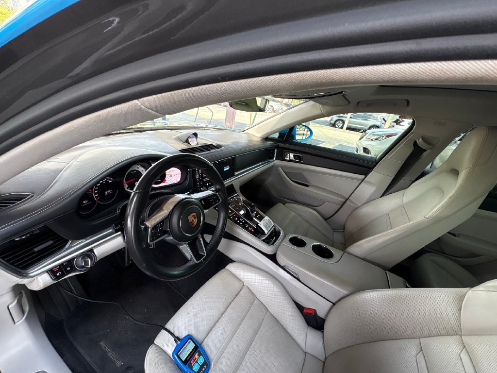 Used 2018 Porsche Panamera 4S AWD/4WD image 6