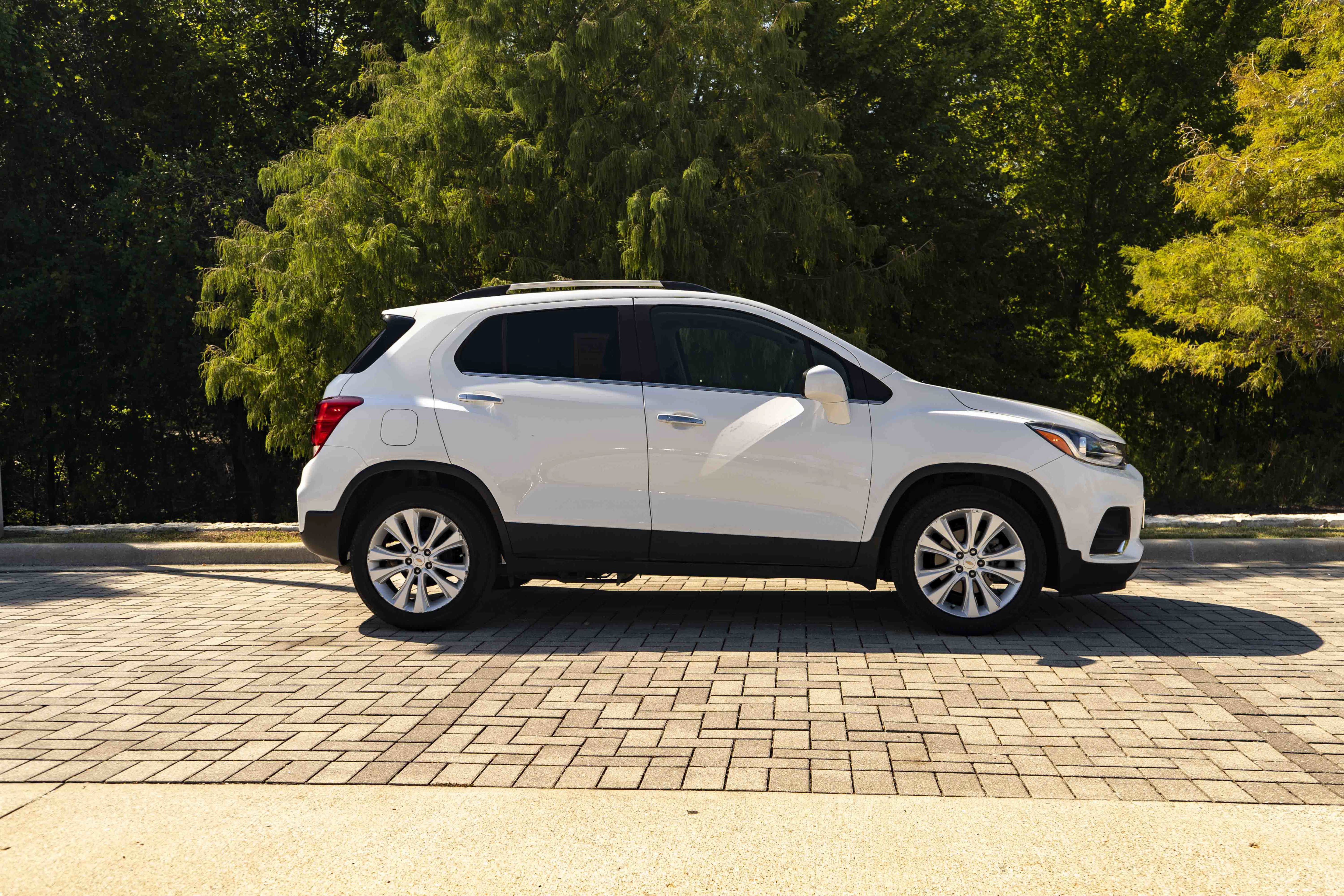 Used 2020 Chevrolet Trax Premier FWD image 9