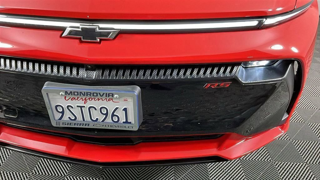 Used 2025 Chevrolet Equinox EV RS image 10