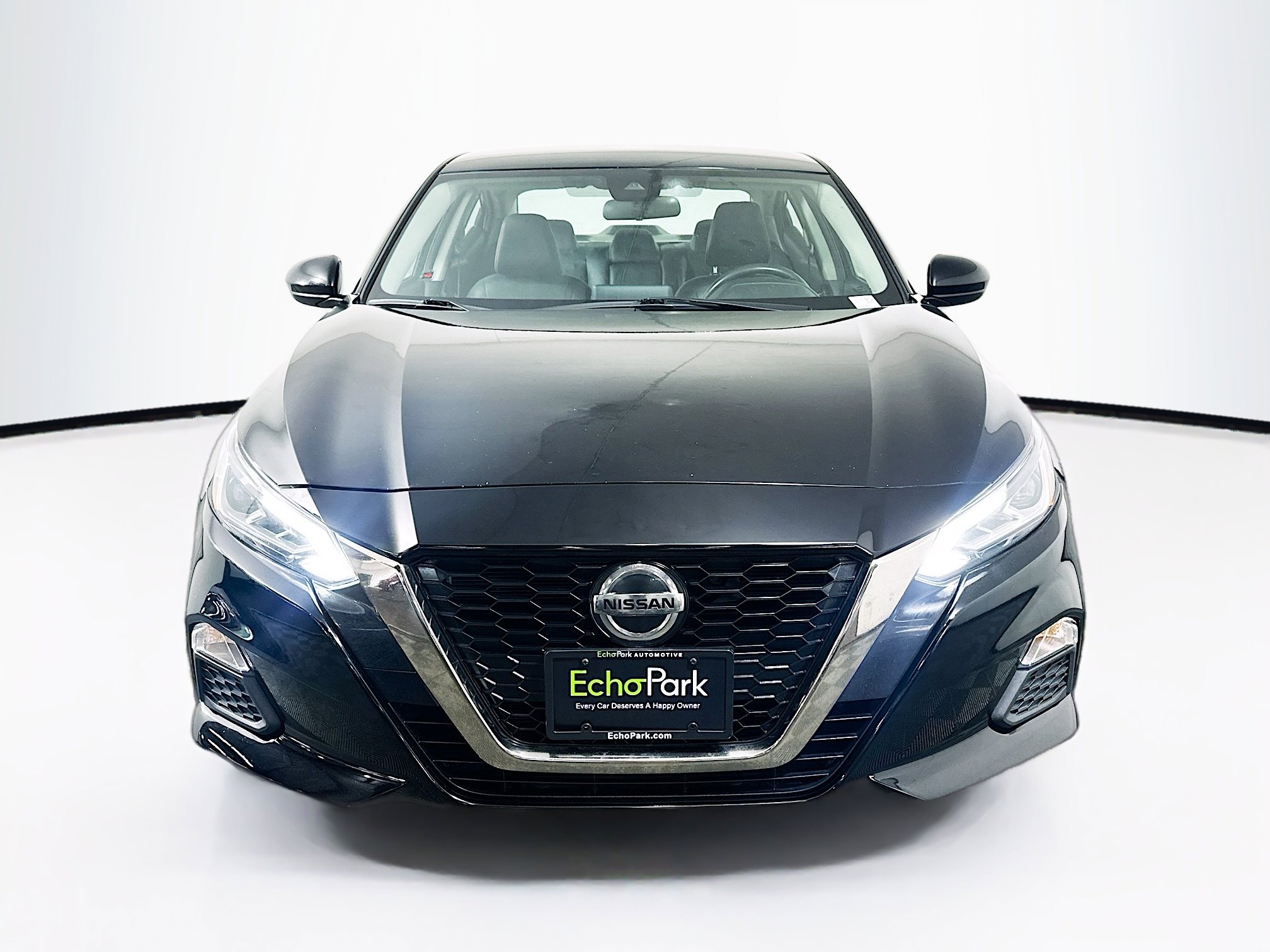 Used 2022 Nissan Altima 2.5 SR FWD image 2