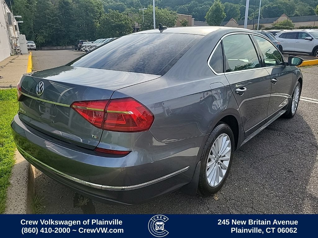 Used 2016 Volkswagen Passat 1.8T SE FWD image 3