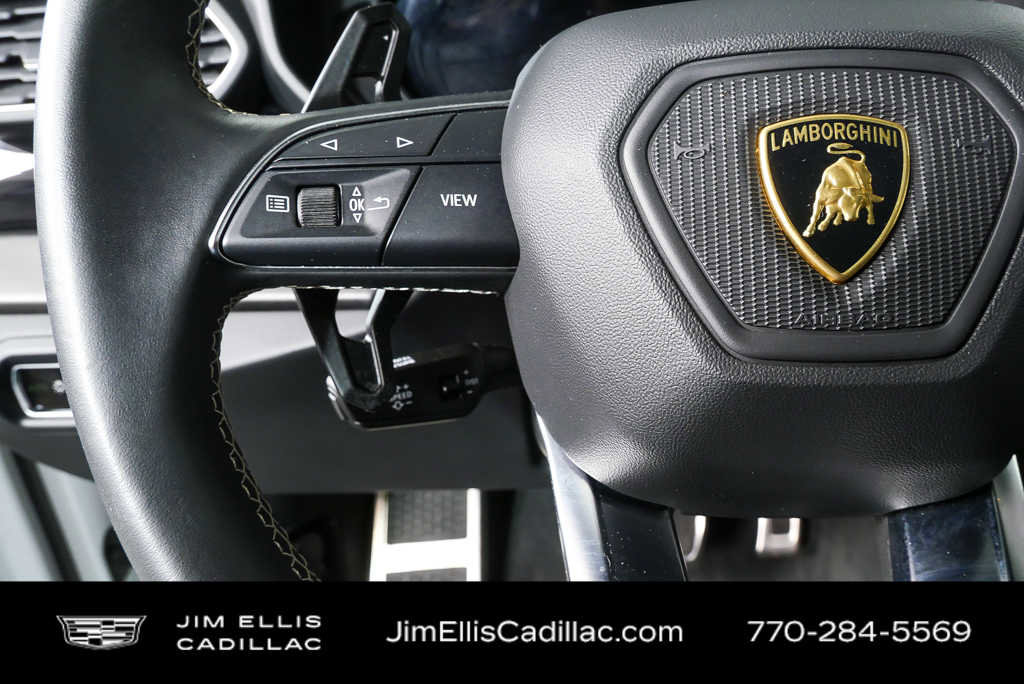 Used 2022 Lamborghini Urus image 10