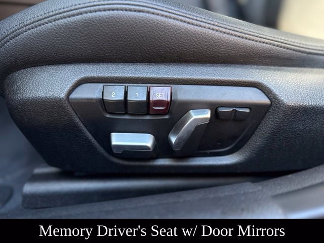 Used 2016 BMW 320i xDrive Sedan AWD/4WD image 13