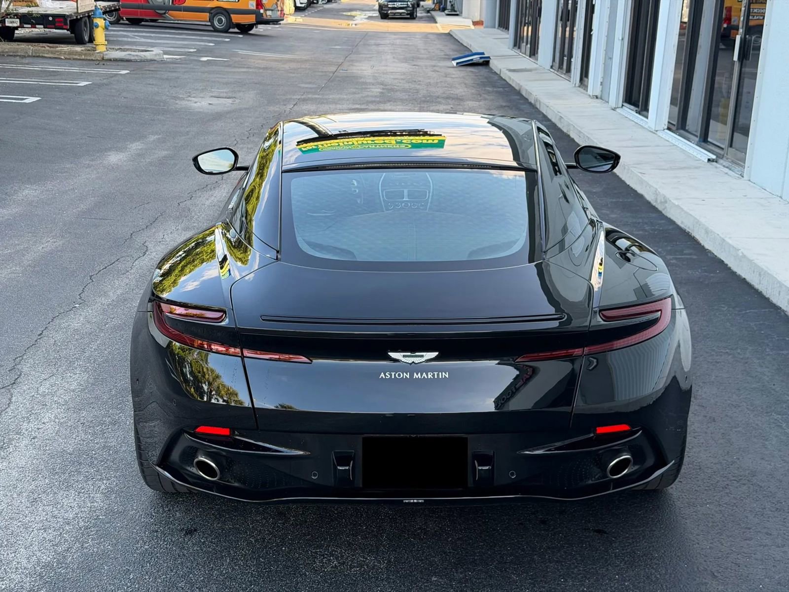 Used 2018 Aston Martin DB11 V12 RWD image 28