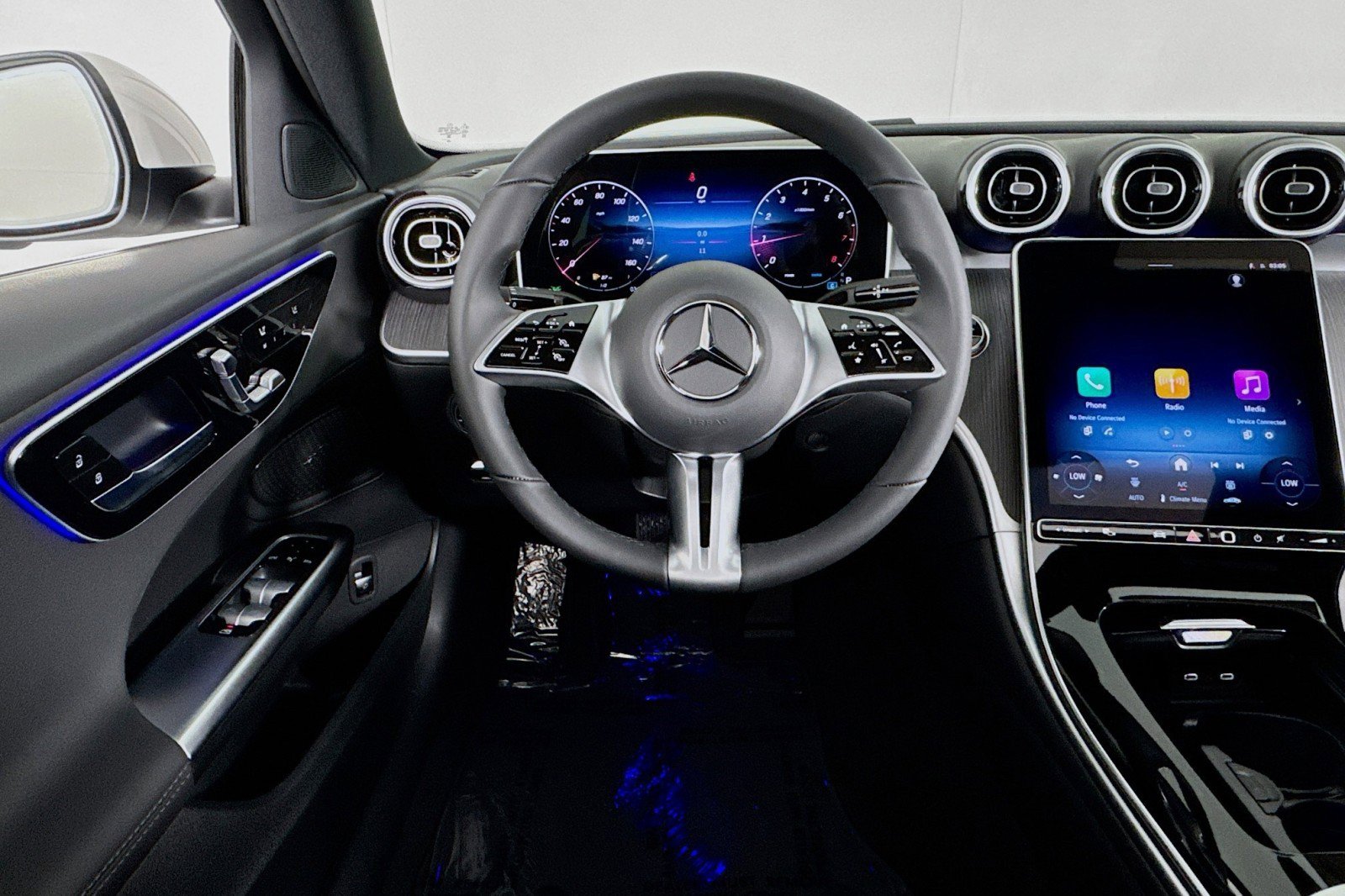 New 2026 Mercedes-Benz C 300 Sedan image 4