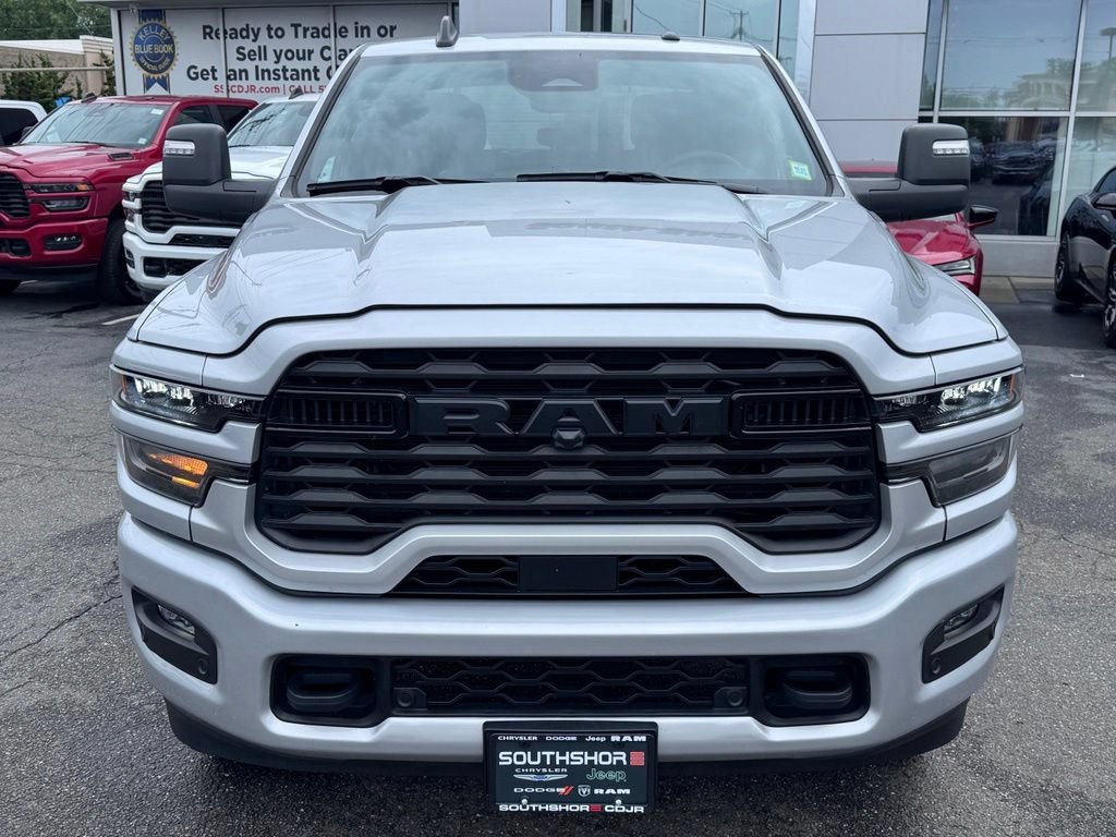 Used 2026 RAM 2500 Big Horn AWD/4WD image 2