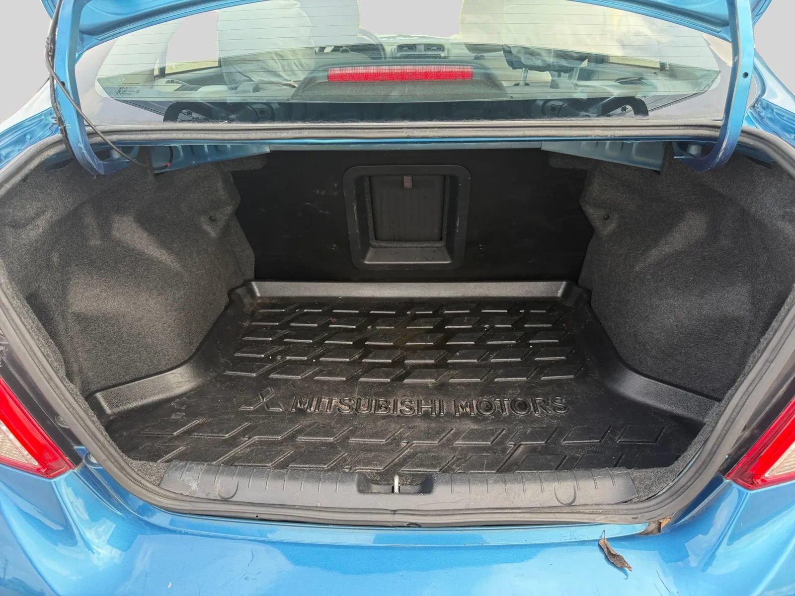 Used 2018 Mitsubishi Mirage G4 ES FWD image 18
