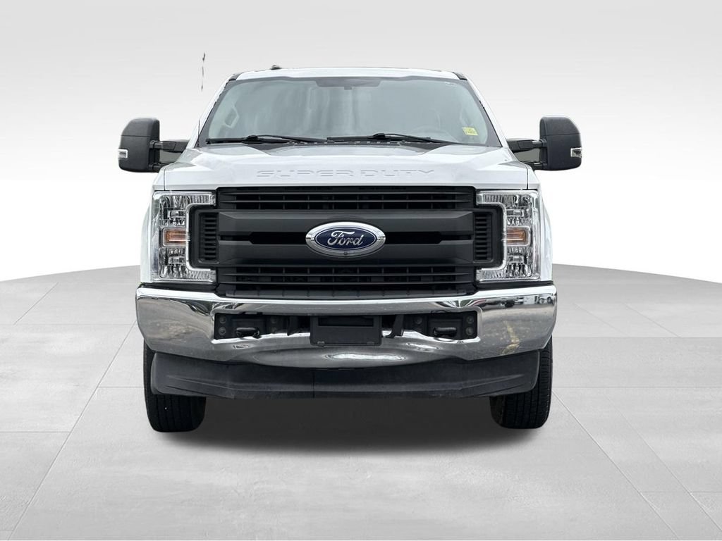 Used 2018 Ford F250 XL w/ Power Equipment Group AWD/4WD image 7
