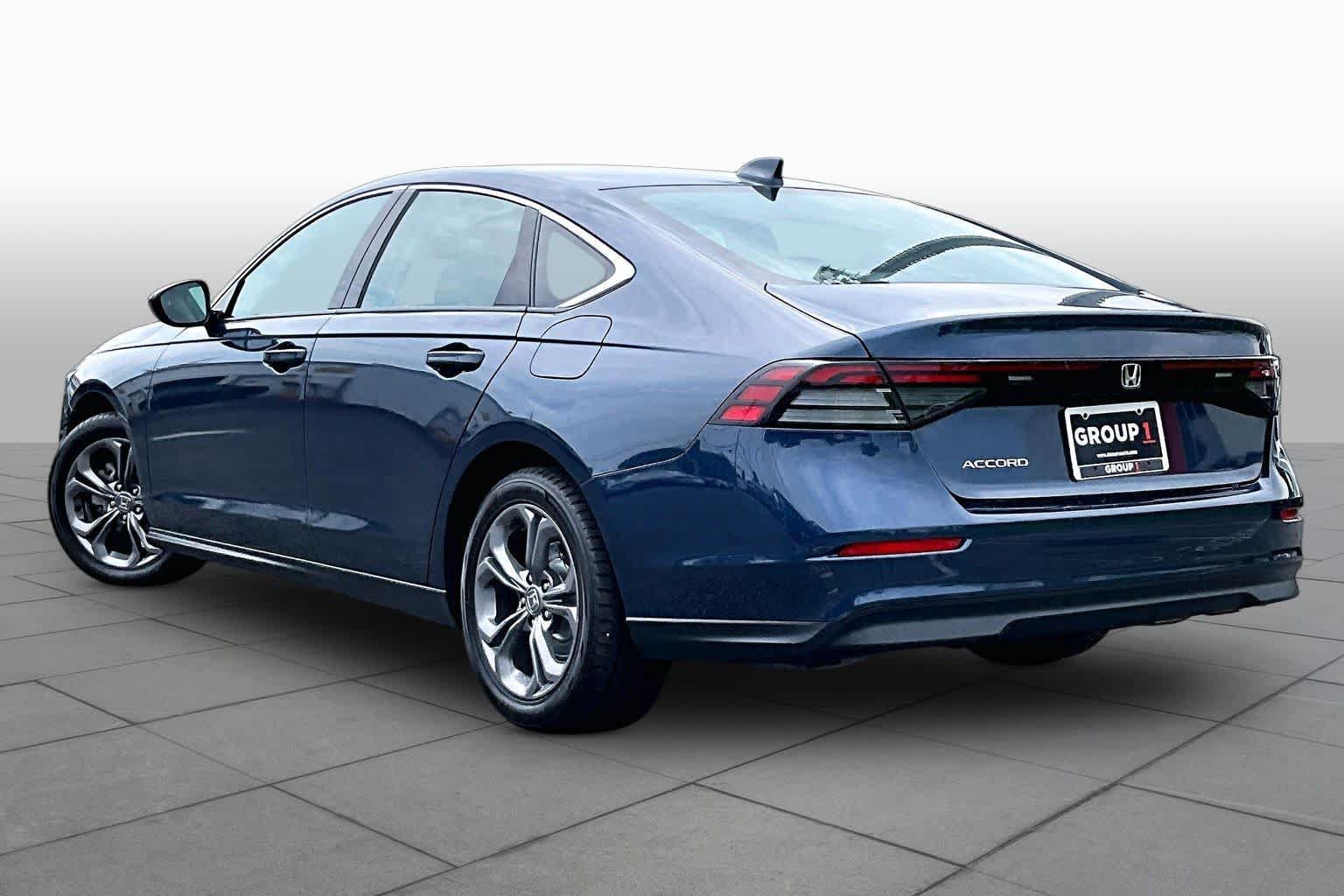 Used 2024 Honda Accord EX image 11