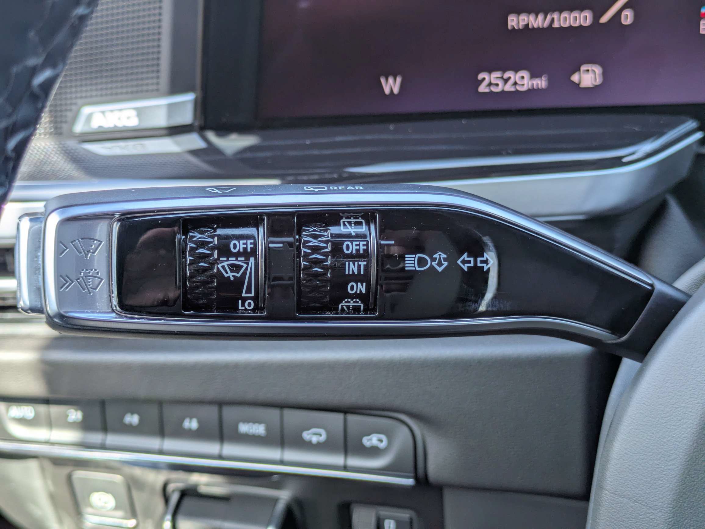 Used 2026 Cadillac Escalade Sport w/ Touring Package AWD/4WD image 22