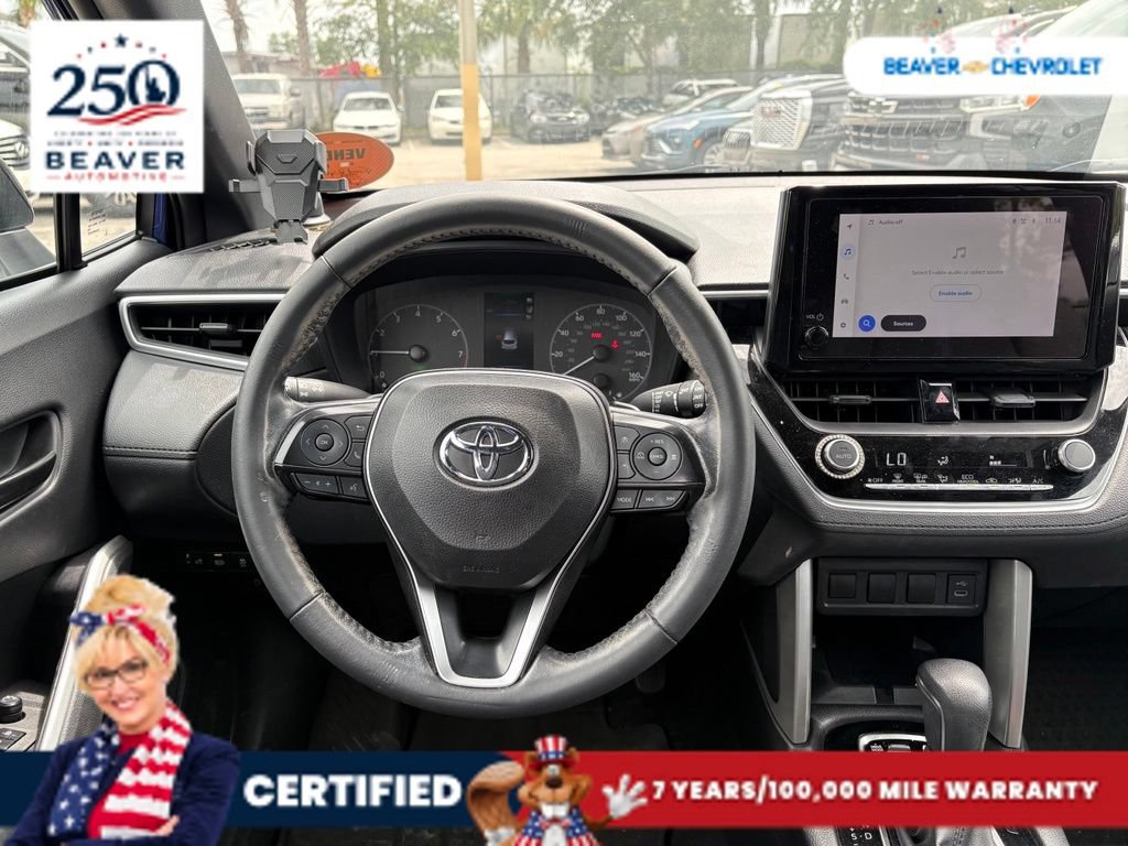 Used 2024 Toyota Corolla Cross AWD Hybrid w/ Moonroof Package image 18
