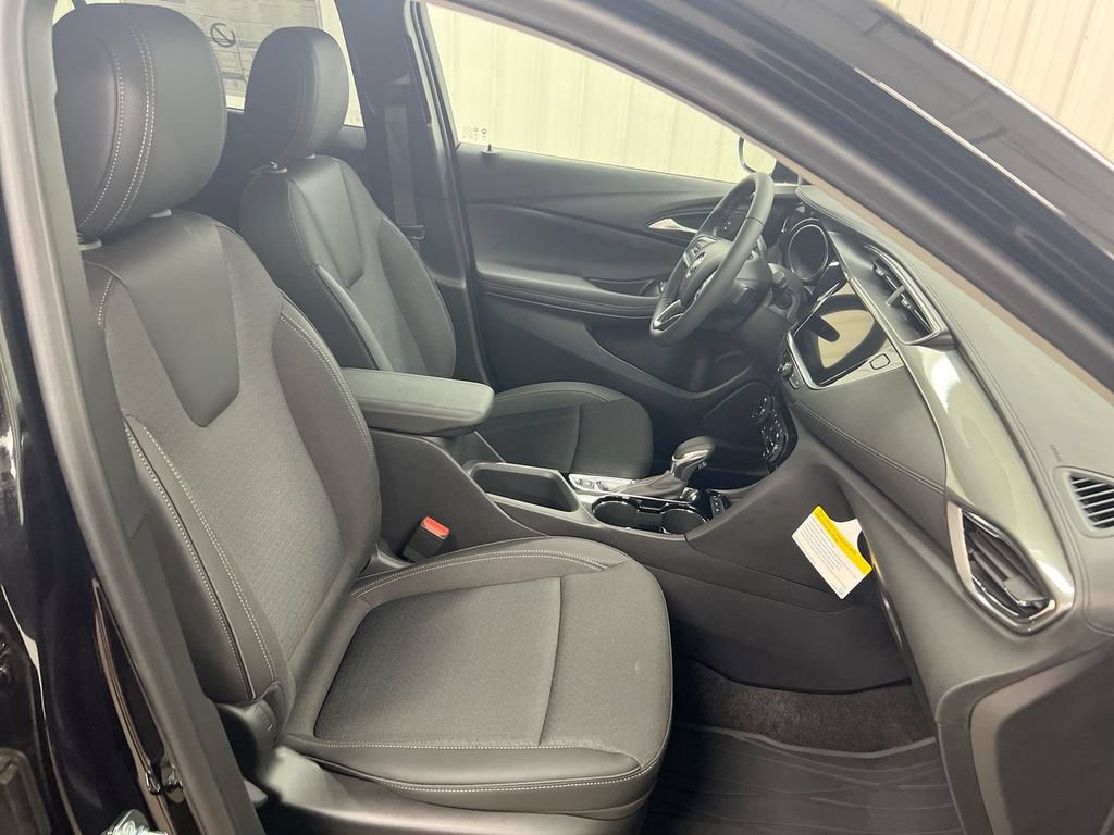 Used 2023 Buick Encore GX Select w/ Safety Package II AWD/4WD image 21