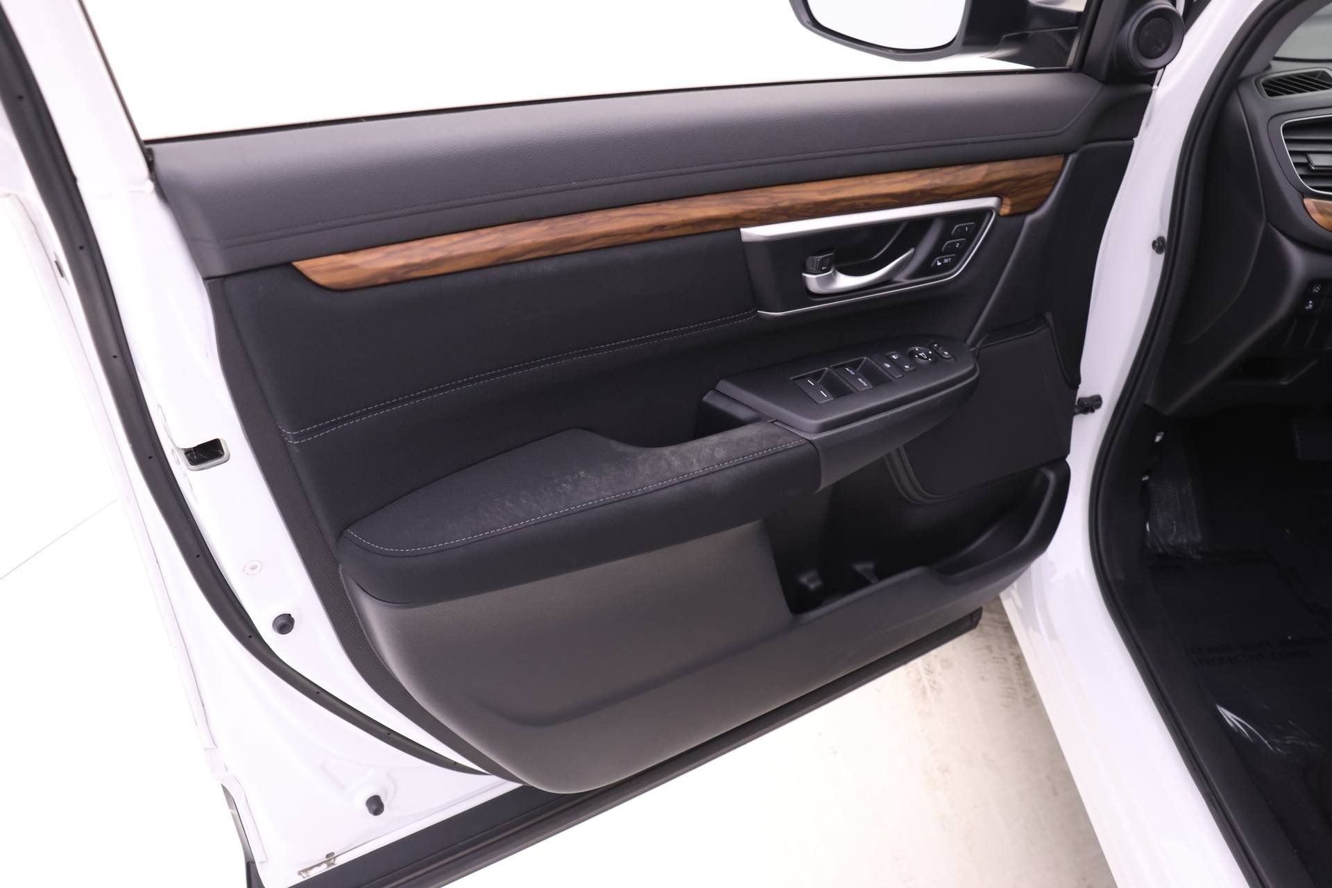 Used 2022 Honda CR-V EX image 8