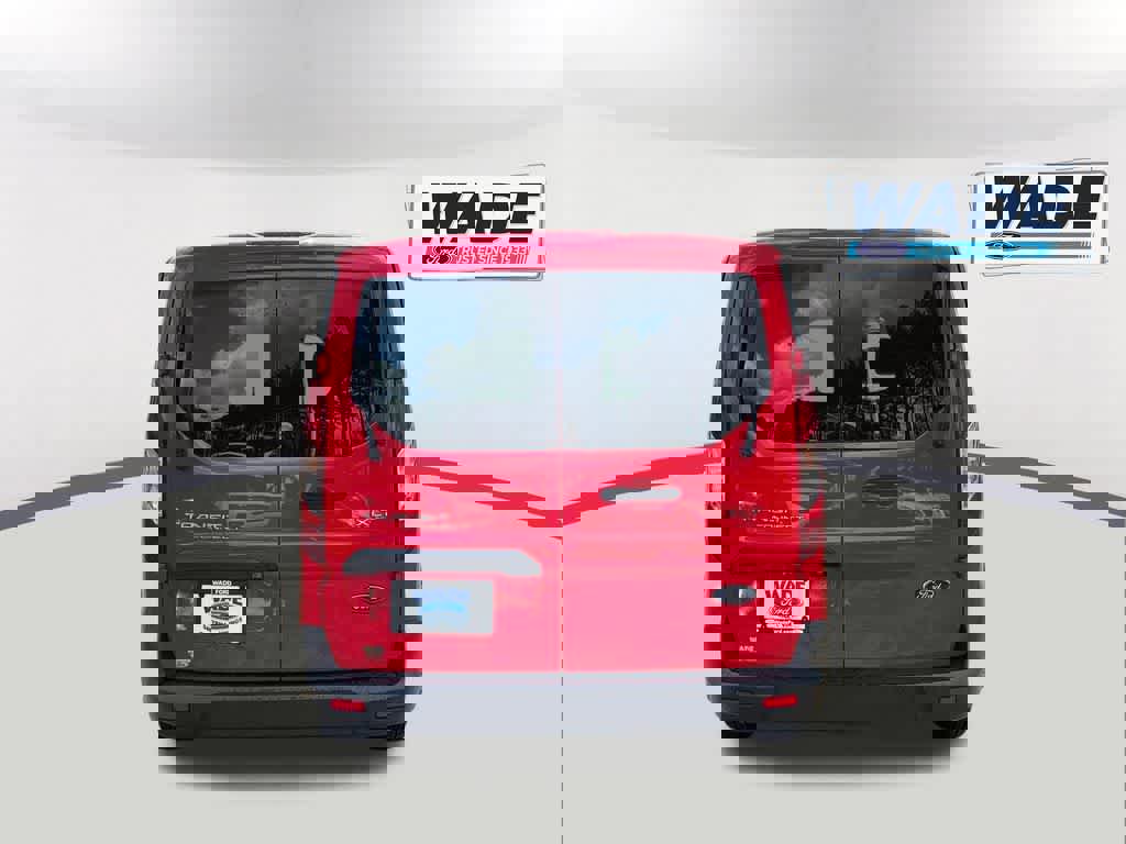 Used 2021 Ford Transit Connect XLT image 6