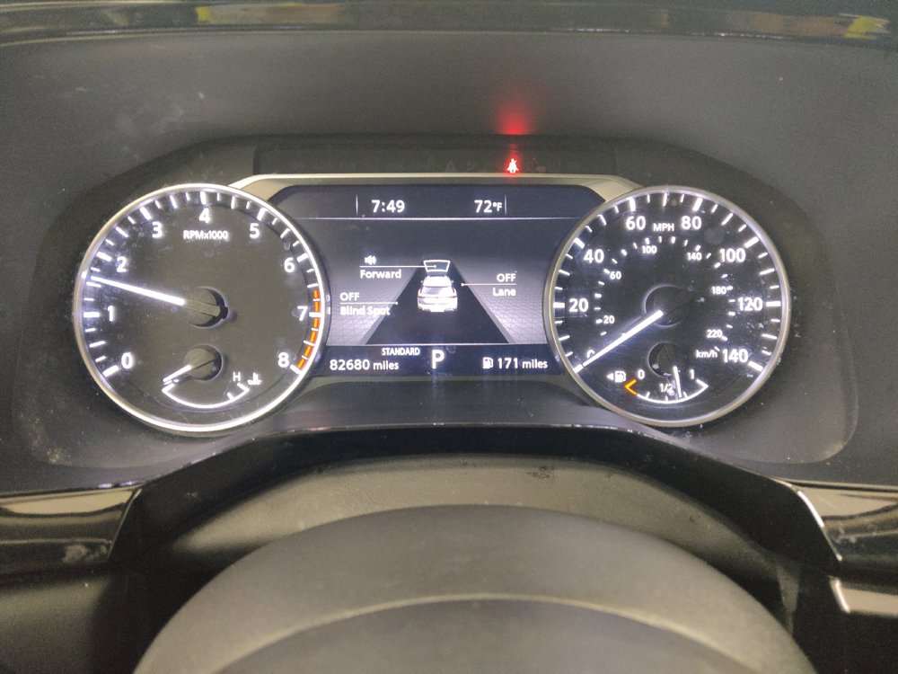 Used 2022 Nissan Pathfinder SL FWD image 23