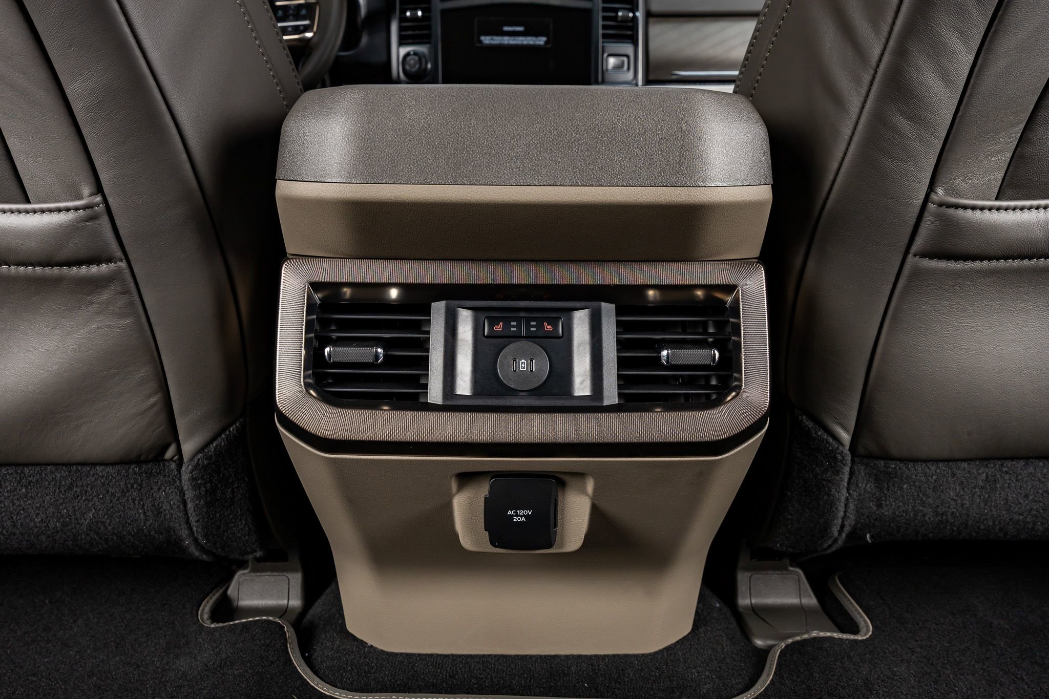 Used 2026 Ford F450 Platinum image 33