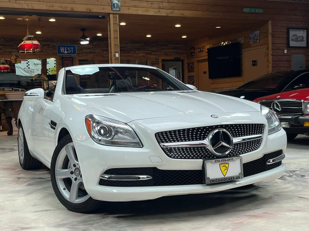 Used 2015 Mercedes-Benz SLK 250 w/ Premium Package image 11