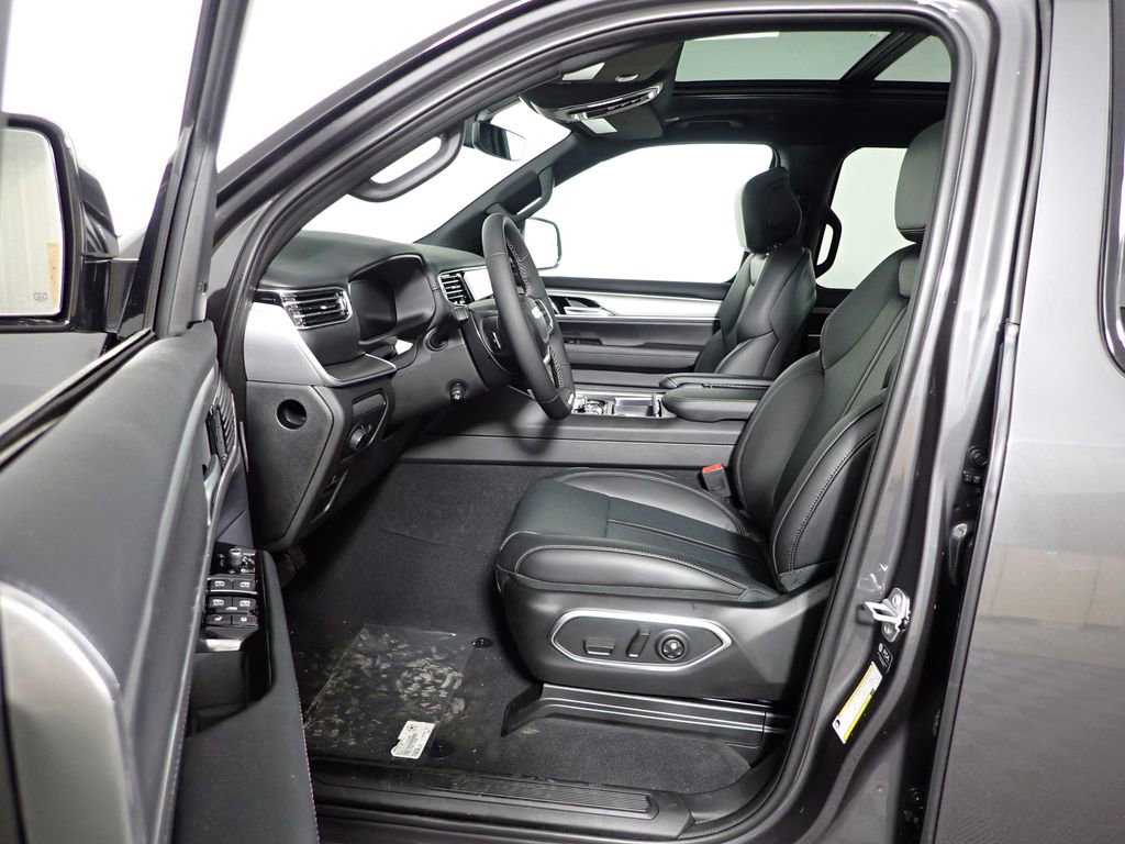 New 2026 Jeep Grand Wagoneer 4WD w/ Quick Order Packge 29V Upland image 24