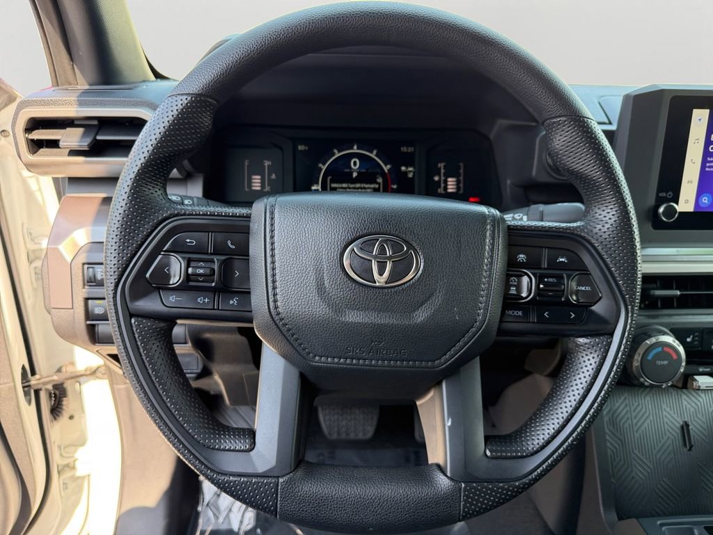 Used 2025 Toyota Tacoma SR5 image 19