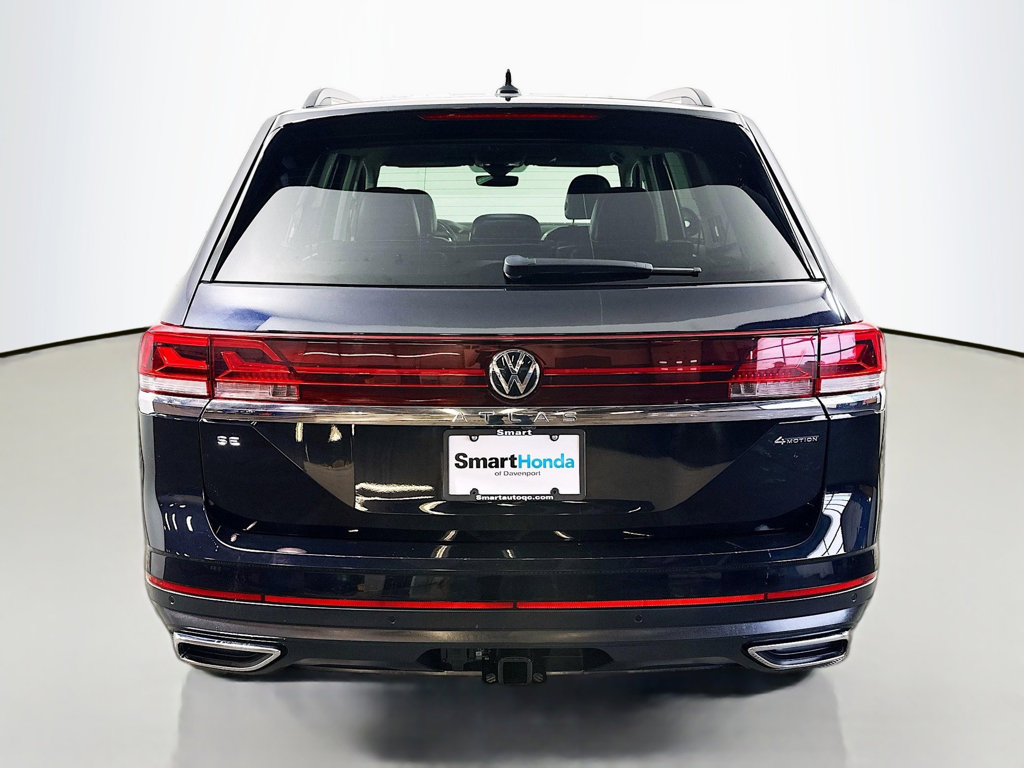 Used 2024 Volkswagen Atlas SE image 6