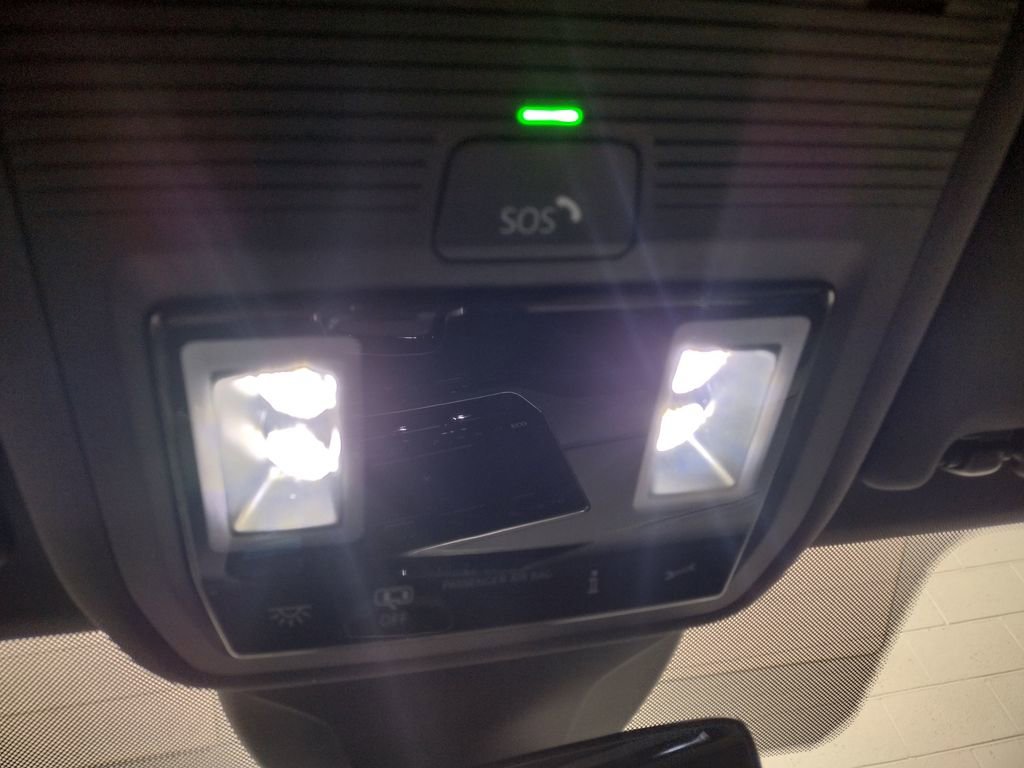 New 2025 Volkswagen ID.4 Pro image 27