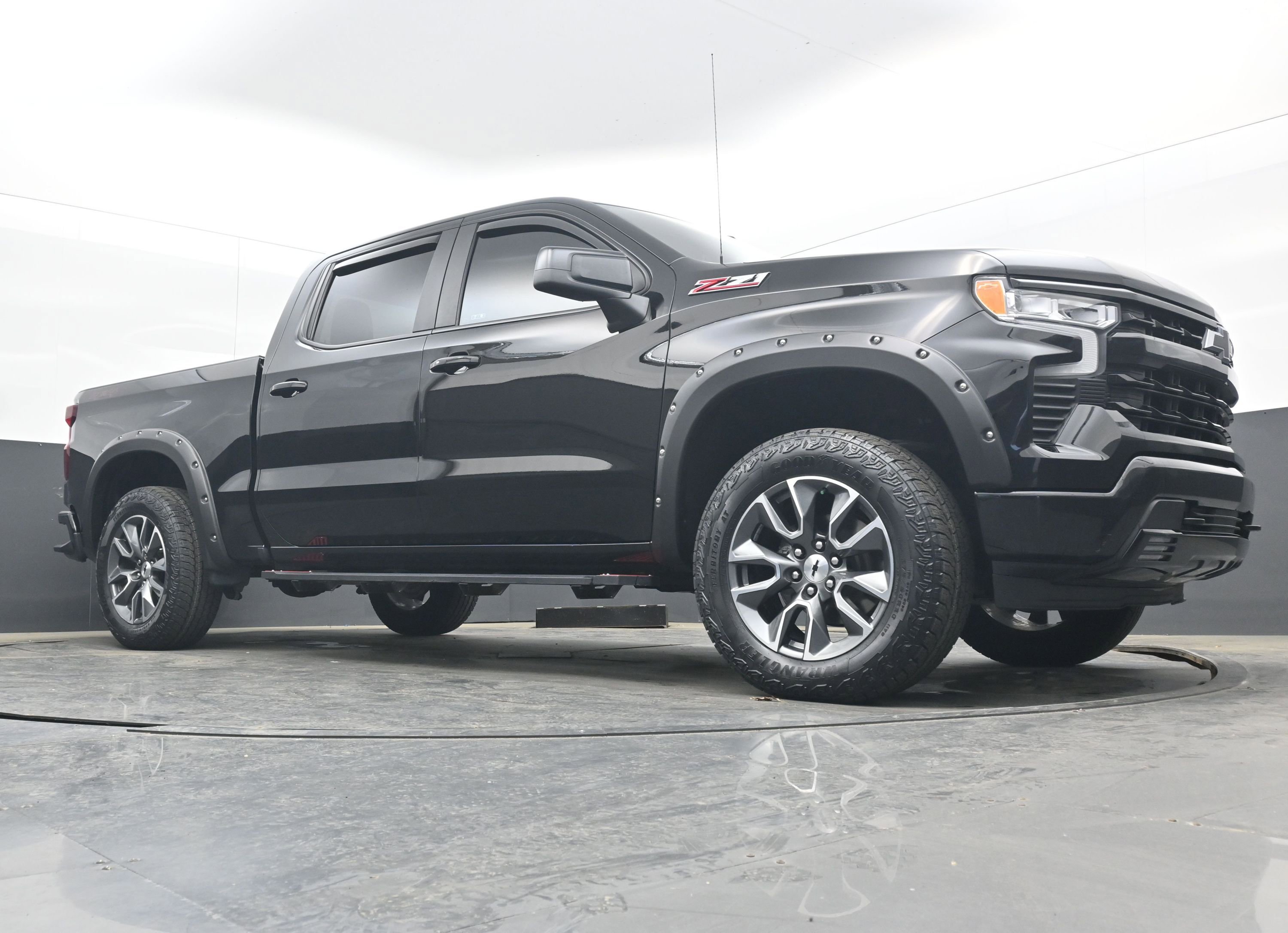 Used 2023 Chevrolet Silverado 1500 RST w/ Z71 Off-Road Package image 21