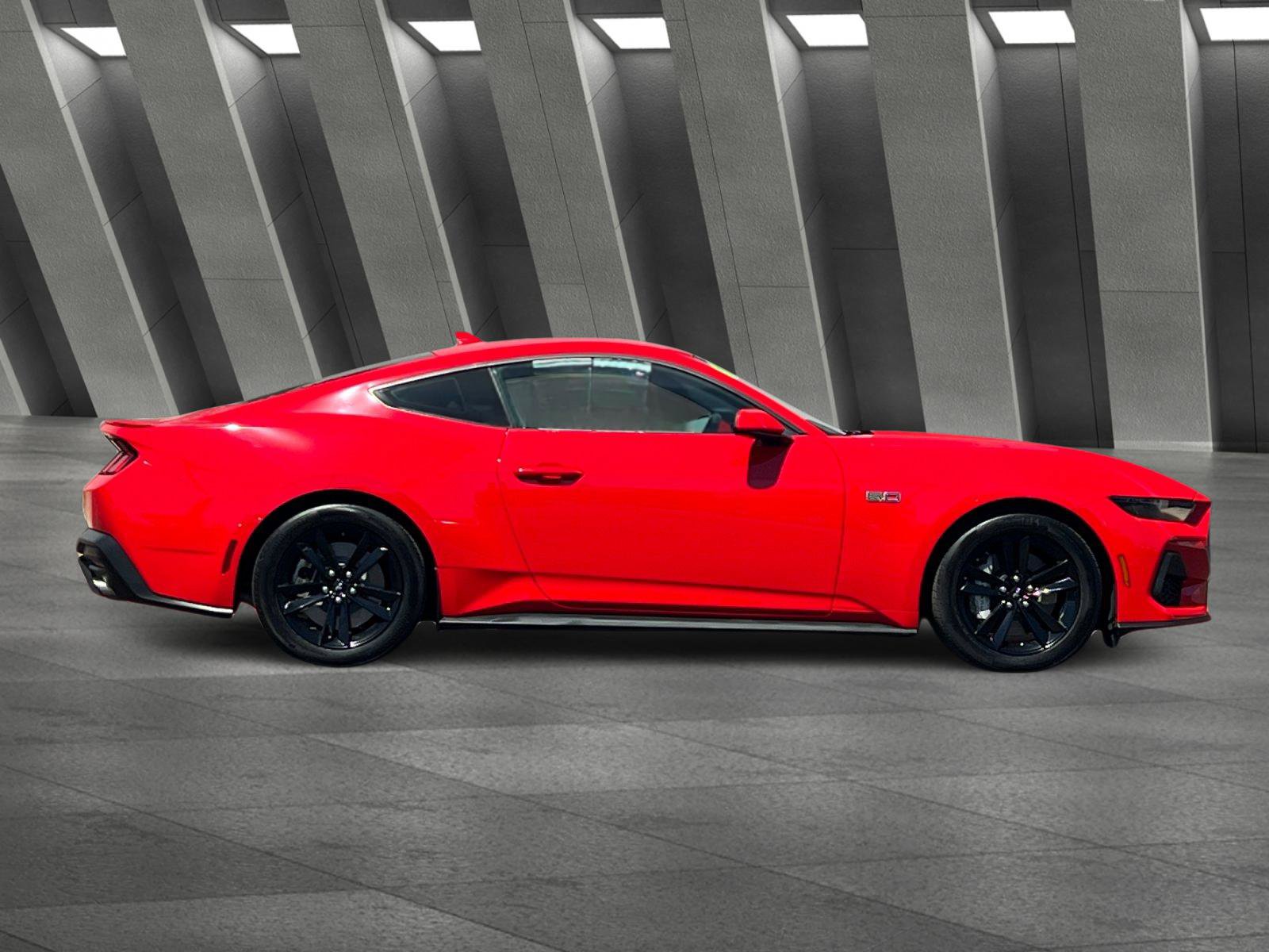Used 2025 Ford Mustang GT RWD image 3