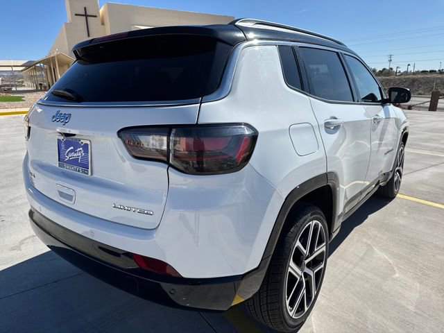 Used 2025 Jeep Compass Limited w/ Elite Group image 5