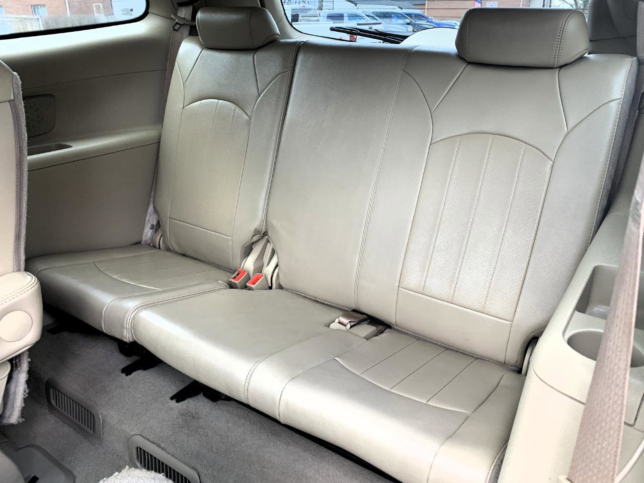 Used 2012 Buick Enclave Premium FWD image 34