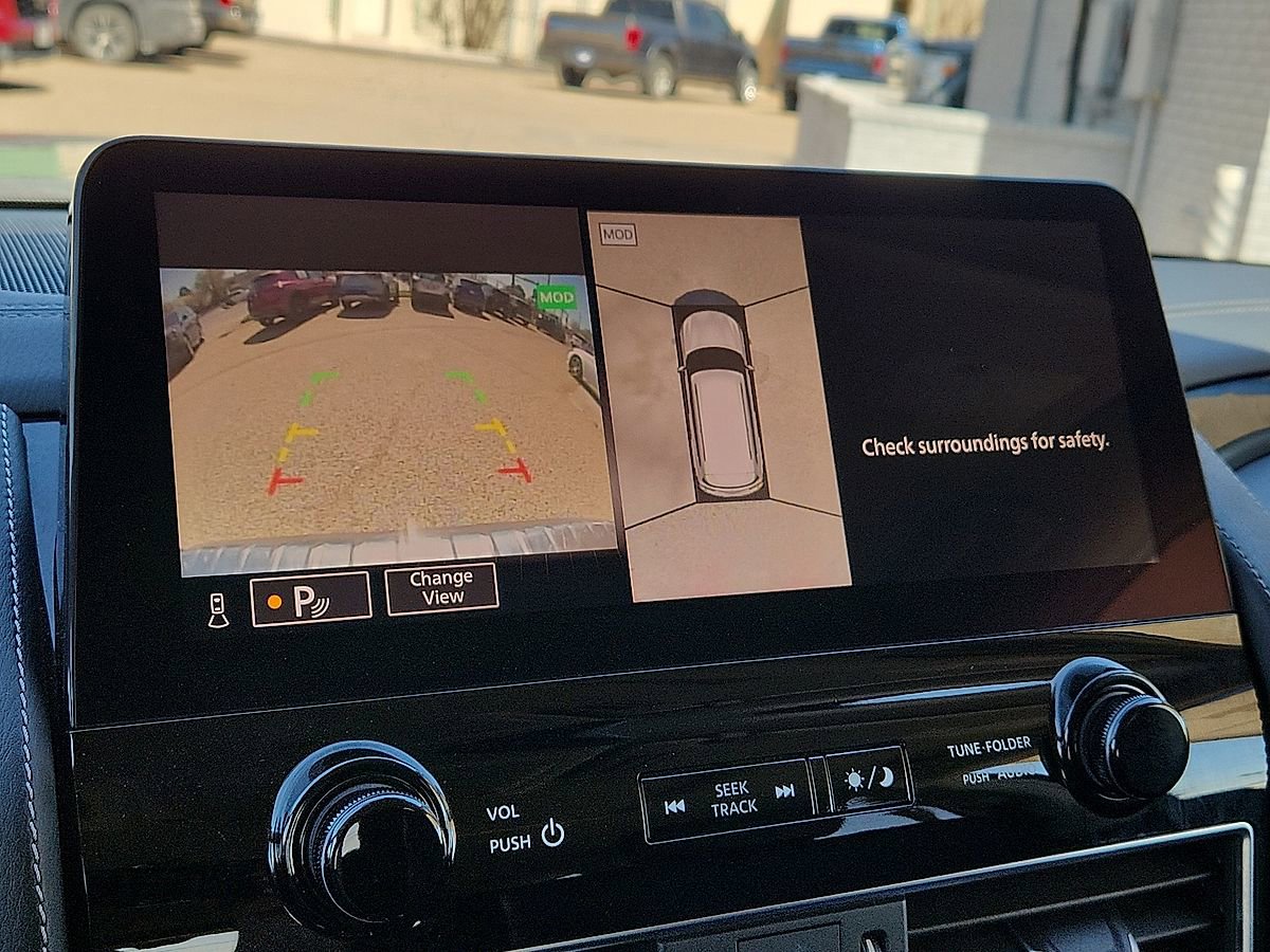 Used 2024 INFINITI QX80 Luxe image 8