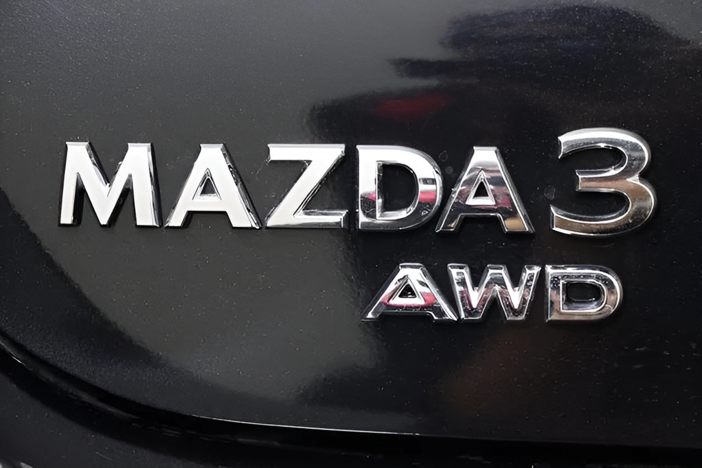 Certified 2025 MAZDA MAZDA3 2.5 Turbo Sedan w/Premium Plus AWD/4WD image 48