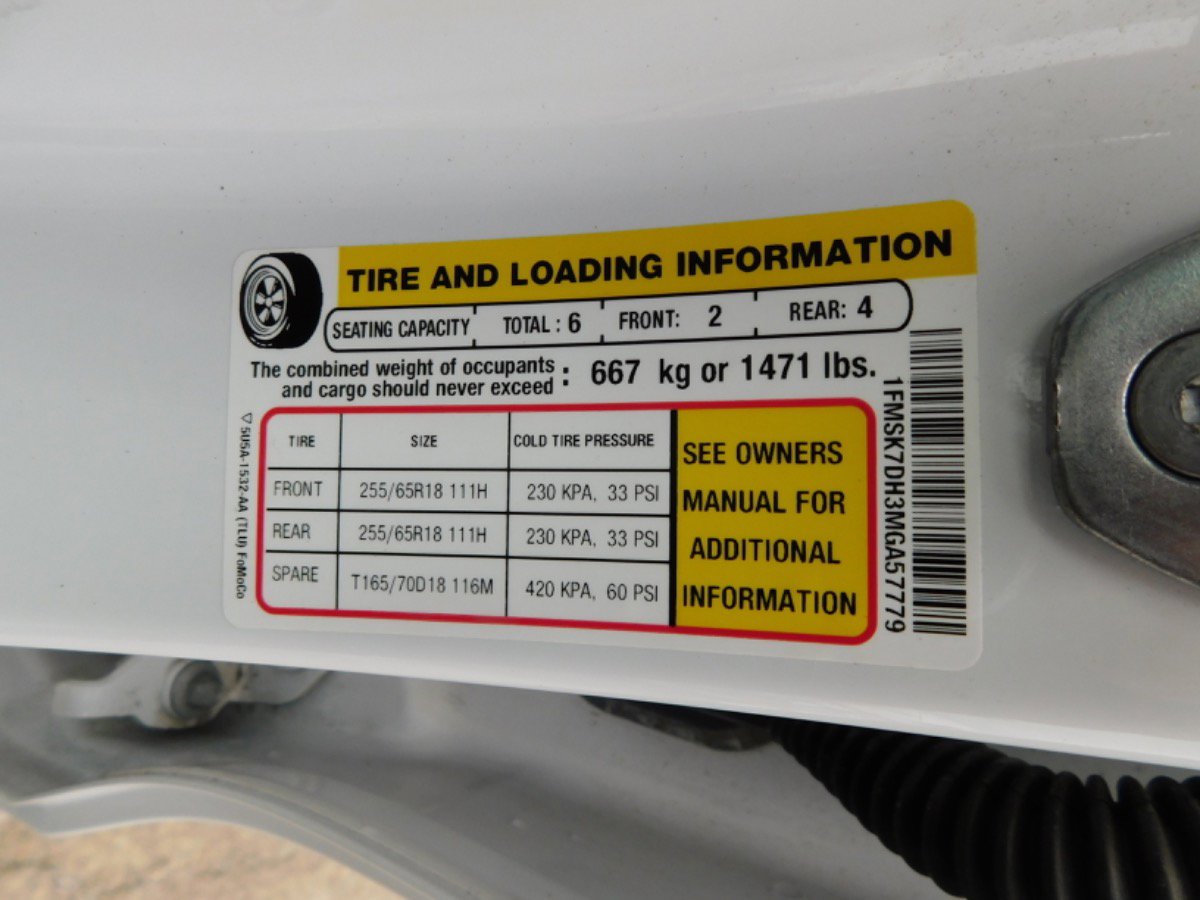 Used 2021 Ford Explorer XLT image 15