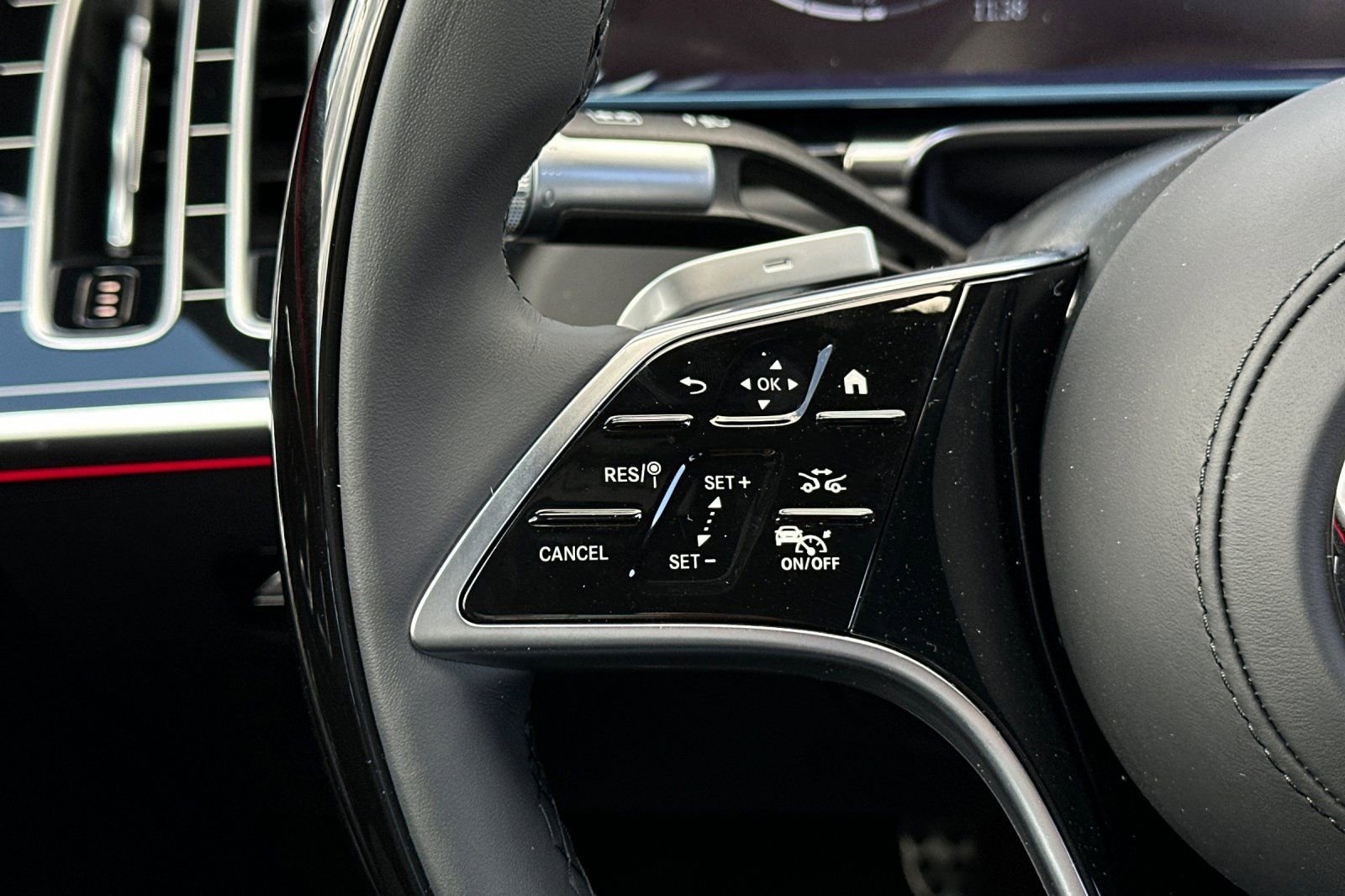 New 2026 Mercedes-Benz S 580 4MATIC Sedan image 25