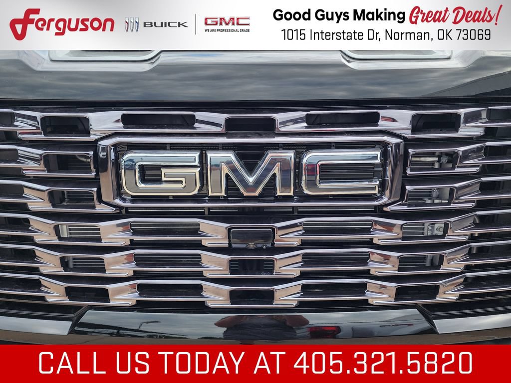 New 2026 GMC Sierra 3500 Denali Ultimate AWD/4WD image 9